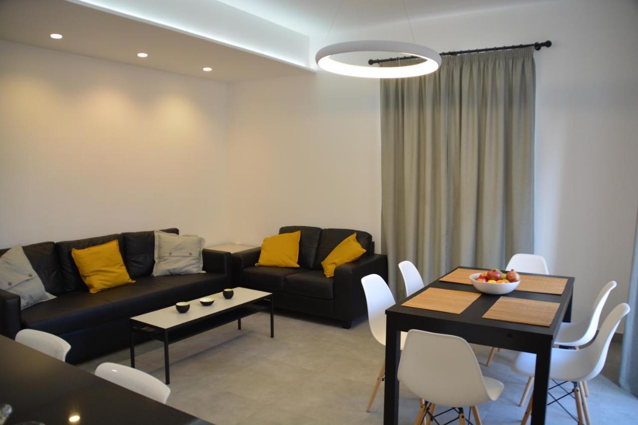 Luminoso Y Moderno Apartamento En El Centro Granada Esterno foto