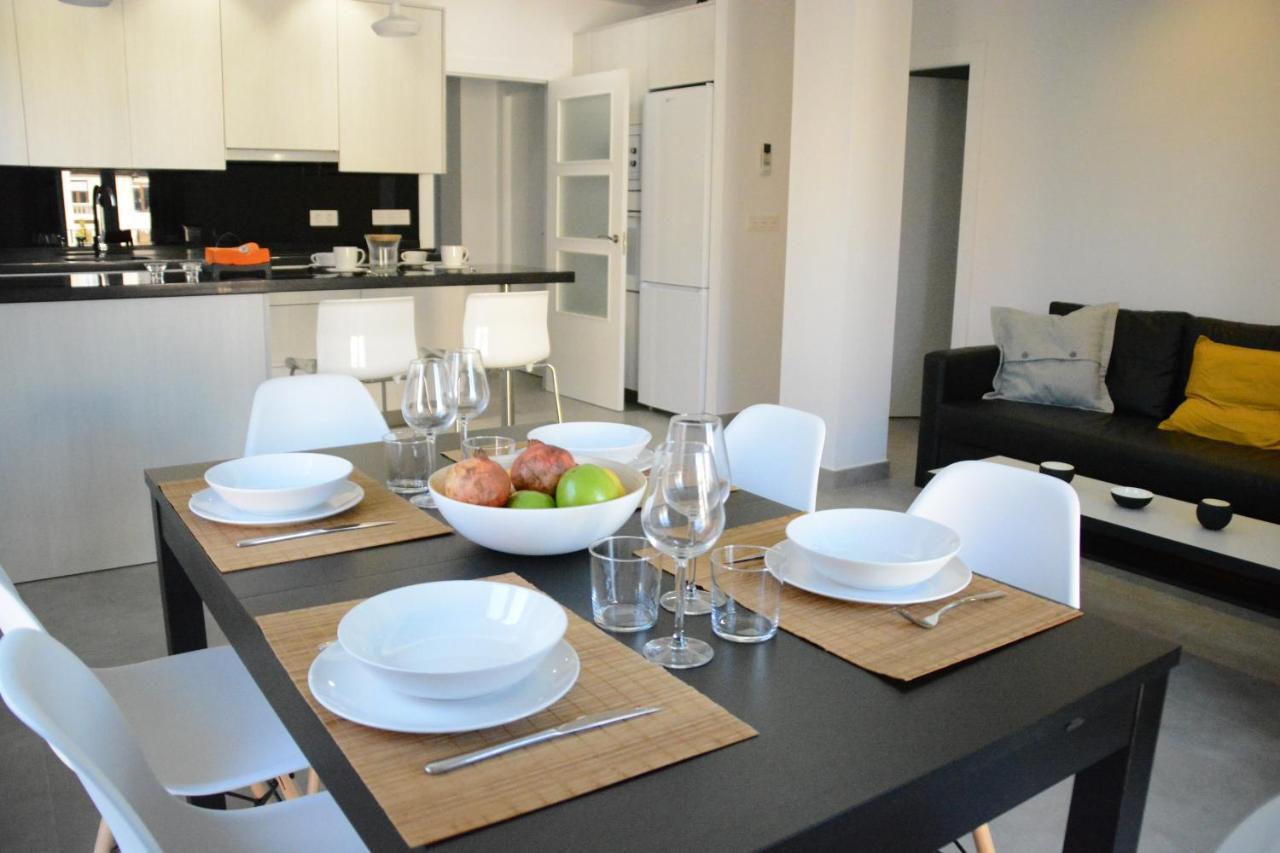 Luminoso Y Moderno Apartamento En El Centro Granada Esterno foto