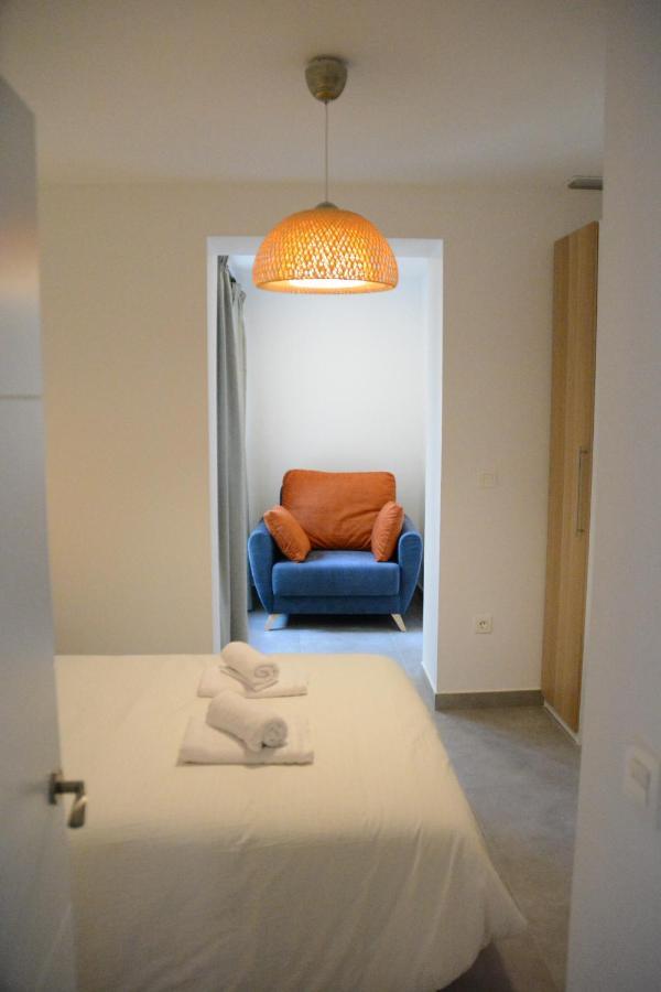 Luminoso Y Moderno Apartamento En El Centro Granada Esterno foto